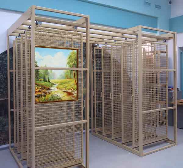 Подвесная система для живописи с выдвижными сетками